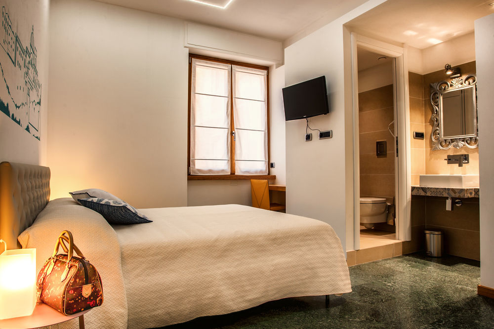 Lucenova Suite Guest-House 칼리아리 외부 사진