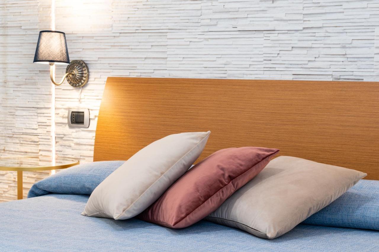 Lucenova Suite Guest-House 칼리아리 외부 사진